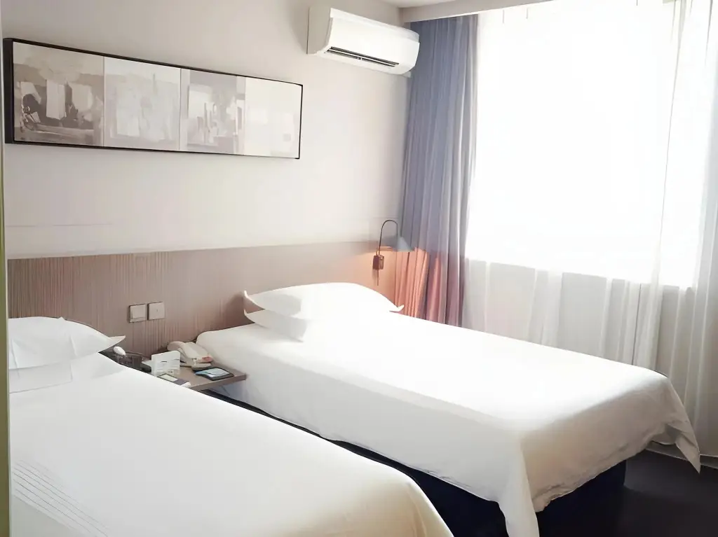 Ухань: Jinjiang Inn Select Wuhan Chuhehan Street Shuiguo Lake