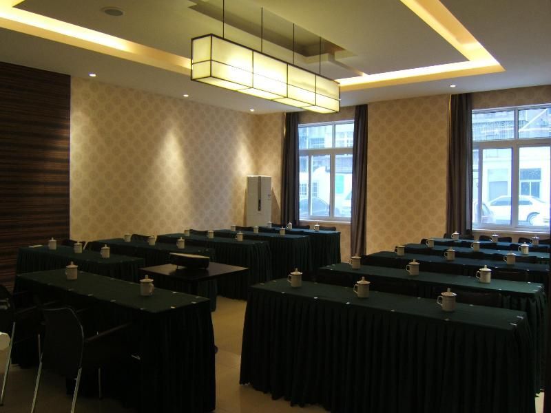 Наньчан: Jinjiang Inn Nanchang Nanjing Road W