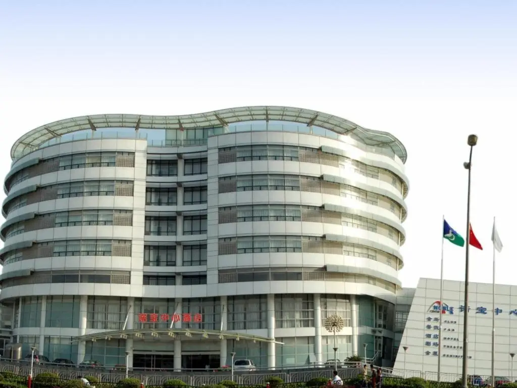 Шанхай: Noble Center Hotel