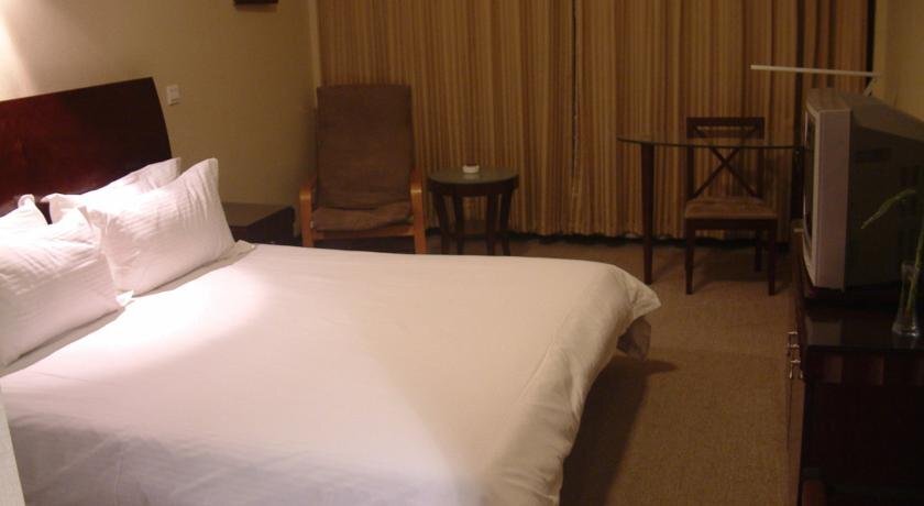 Шанхай: Baolong Homelike Hotel (Luojing Branch)