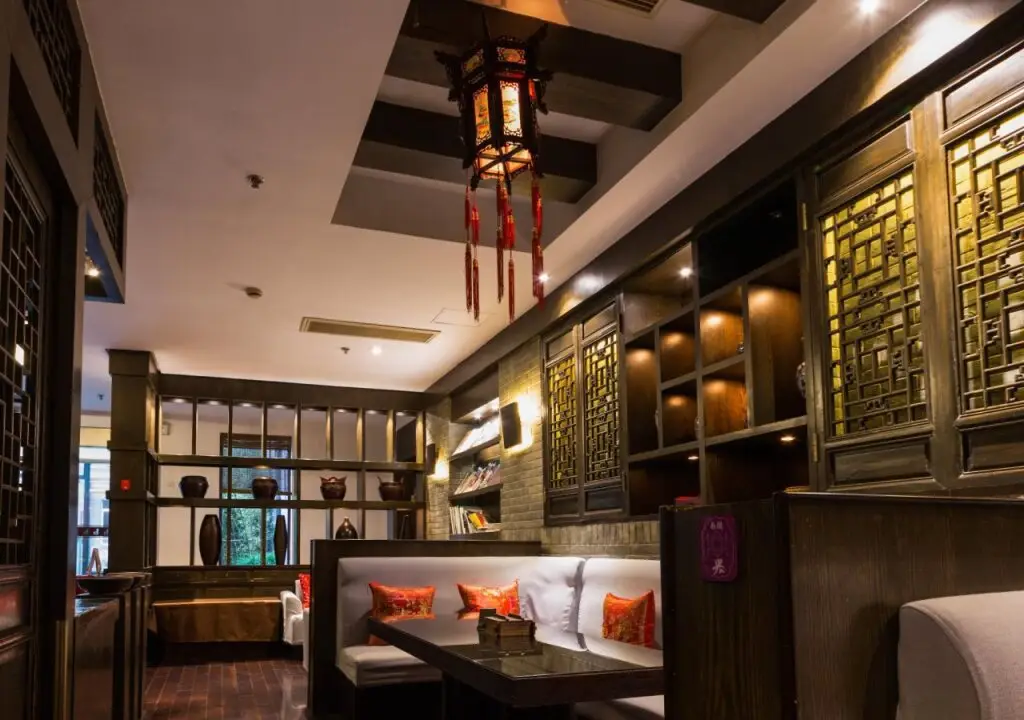 Baolong Homelike Hotel (Jingan Hotel) — фото 1