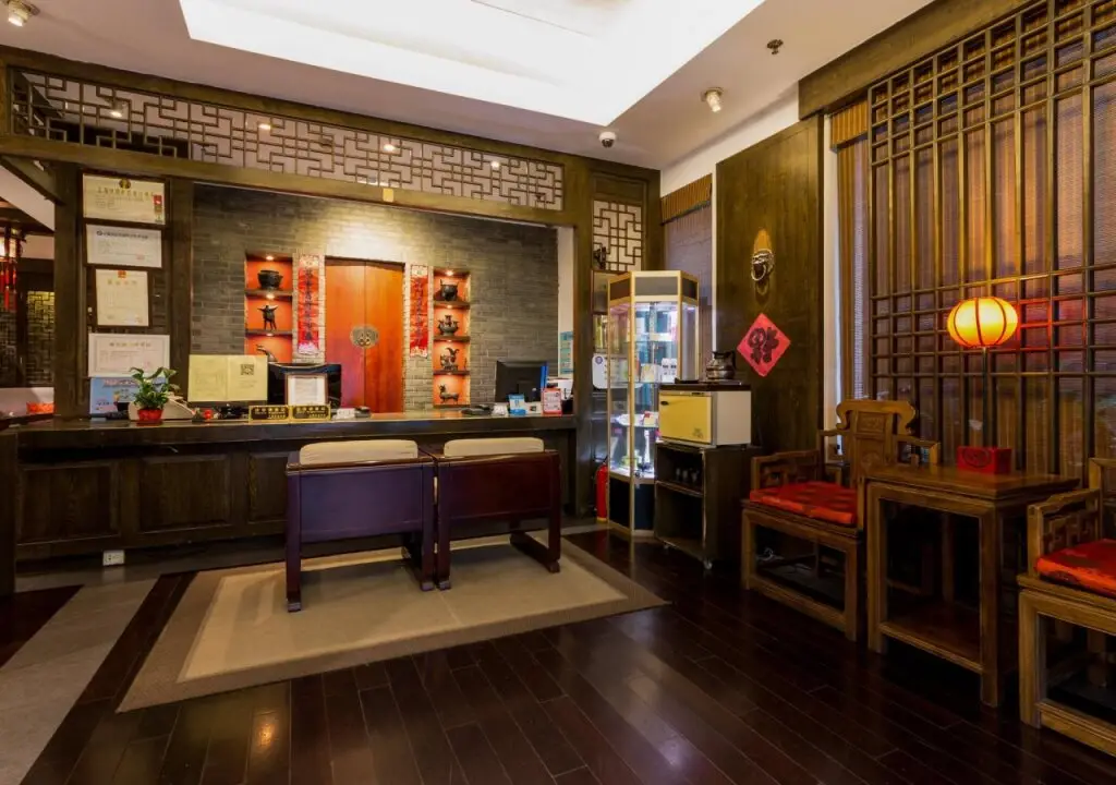 Шанхай: Baolong Homelike Hotel (Jingan Hotel)
