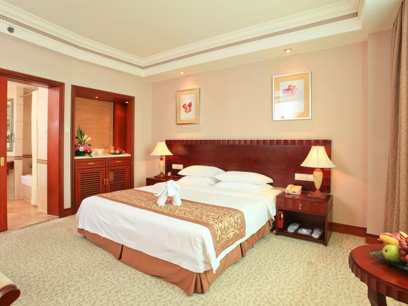 Санья: Sanya Baohong Hotel