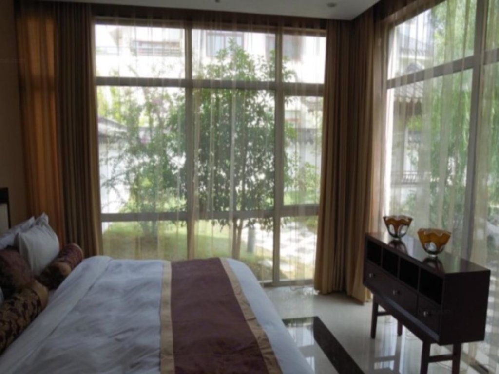Цзиньцзэ: CYTS Eastern Jingsi Garden Resort Suzhou
