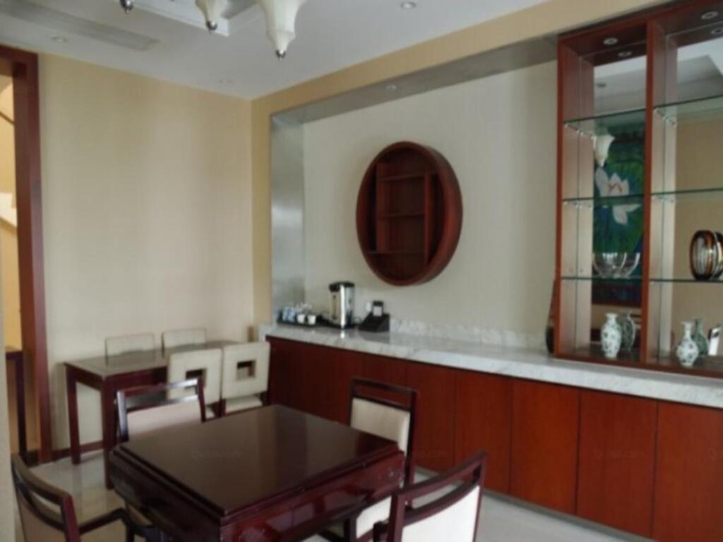 Цзиньцзэ: CYTS Eastern Jingsi Garden Resort Suzhou