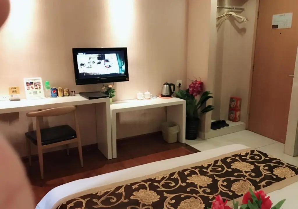 Шэньчжэнь: Yuejia Business Hotel Shenzhen