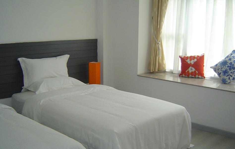 Гуанчжоу: Colorful Days Hotel