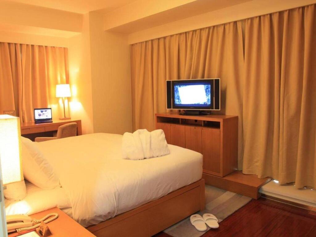 Пекин: Oak Chateau Beijing