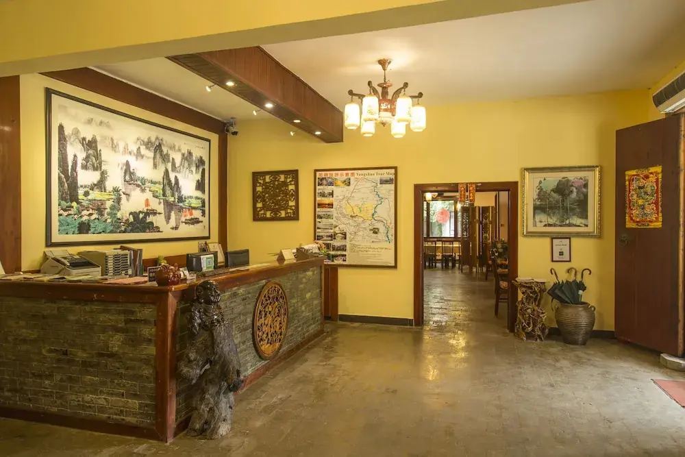 Яншо: Snow Lion Riverside Resort