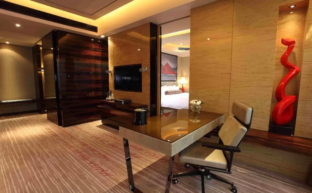 Гуанчжоу: Sofitel Guangzhou Sunrich