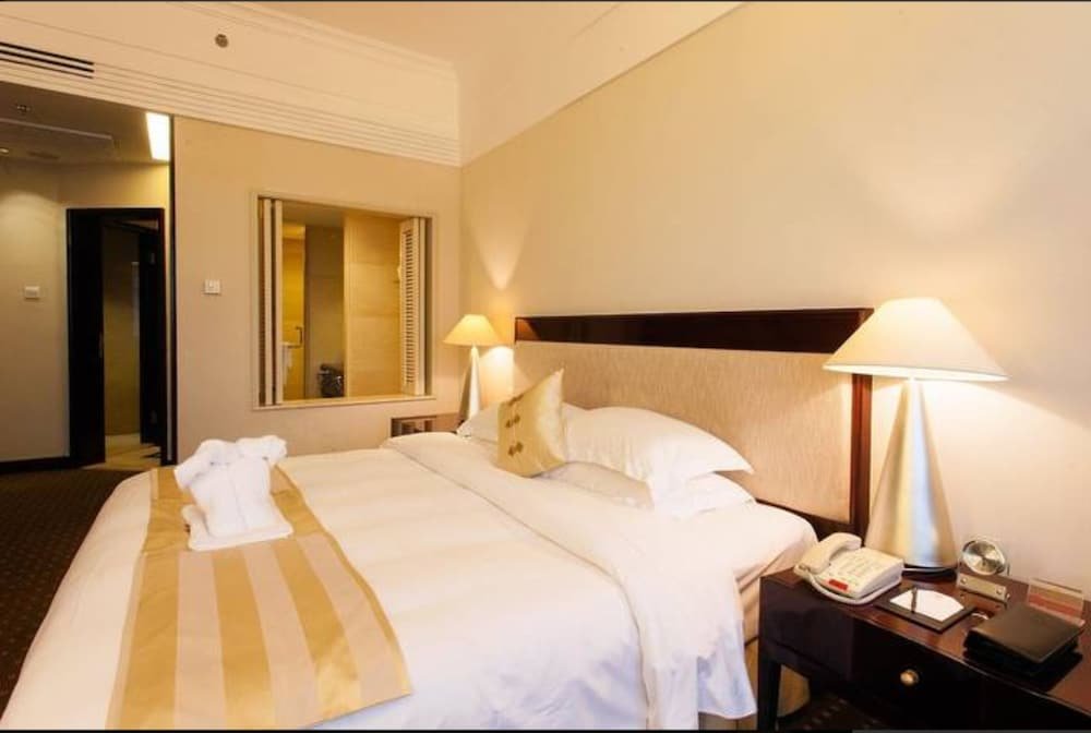 Хайкоу: Tienyow Grand Hotel