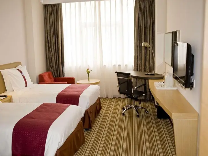 Шанхай: Holiday Inn Express Shanghai Sanlin