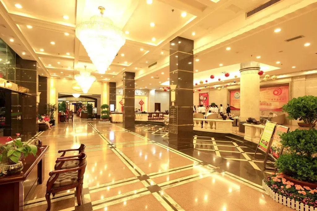 Гуанчжоу: Guangzhou Nanfang Yiyuan Hotel
