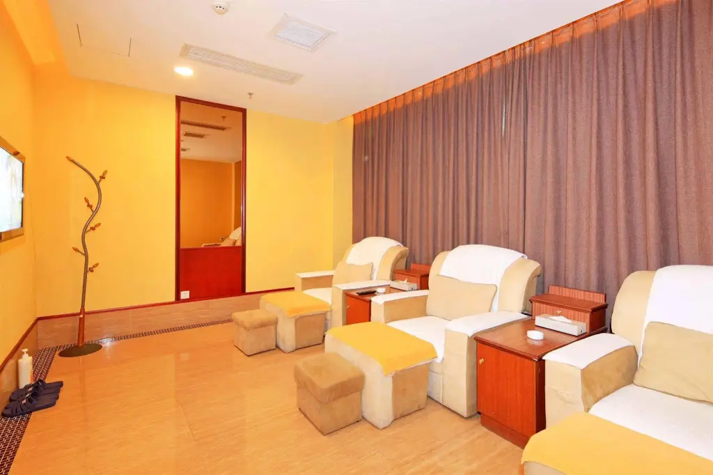 Гуанчжоу: Guangzhou Nanfang Yiyuan Hotel
