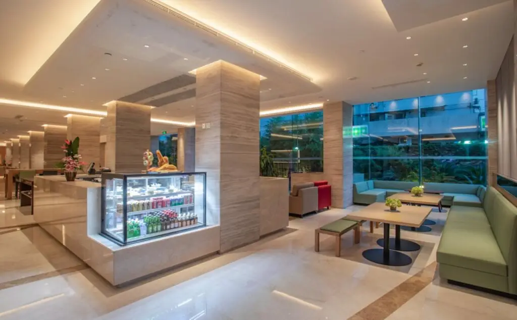 Шанхай: Holiday Inn Shanghai Hongqiao Central by IHG