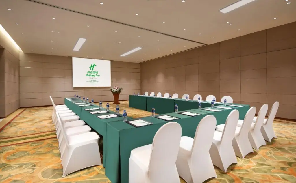 Шанхай: Holiday Inn Shanghai Hongqiao Central by IHG