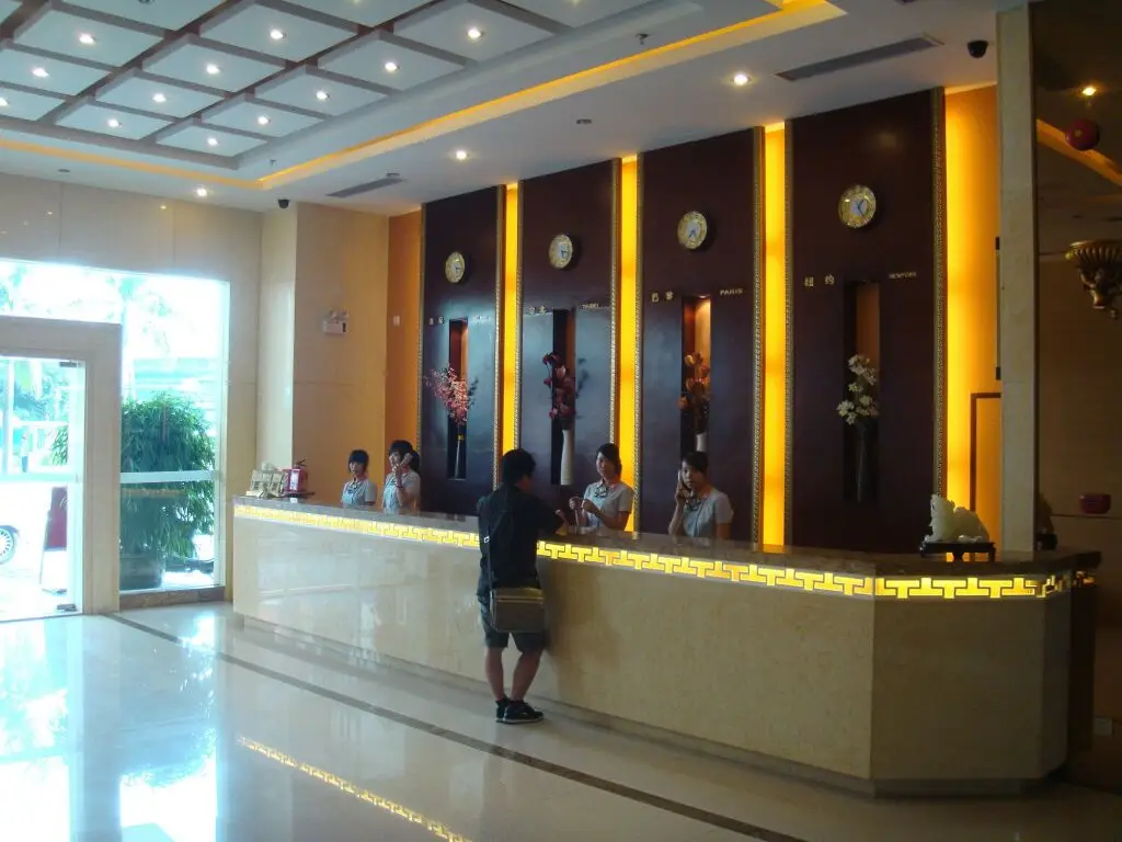 Yesdo Business Hotel — фото 1