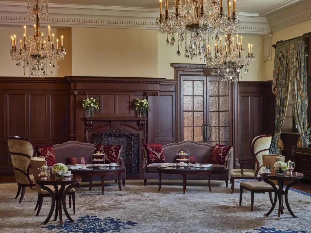 Шанхай: Waldorf Astoria Shanghai on the Bund