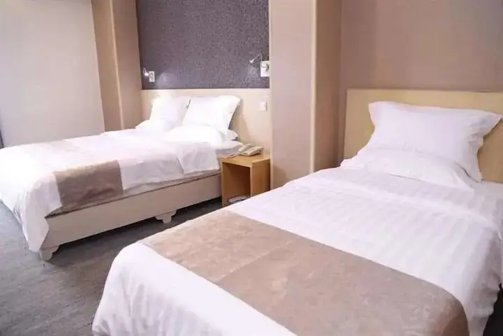 Циндао: Starway Qingdao Yanan Yi Lu