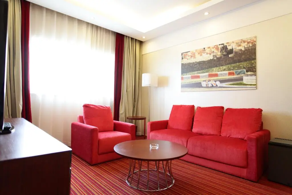Holiday Inn Express Shanghai New Hongqiao — фото 1