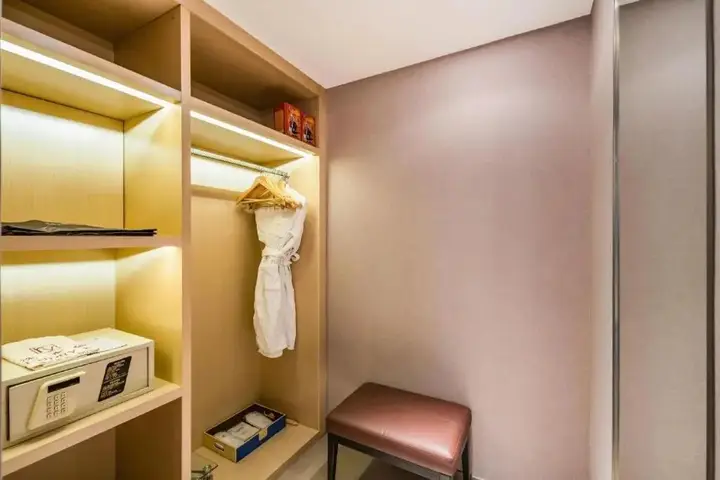 Пекин: Beijing Ruyi Business Hotel