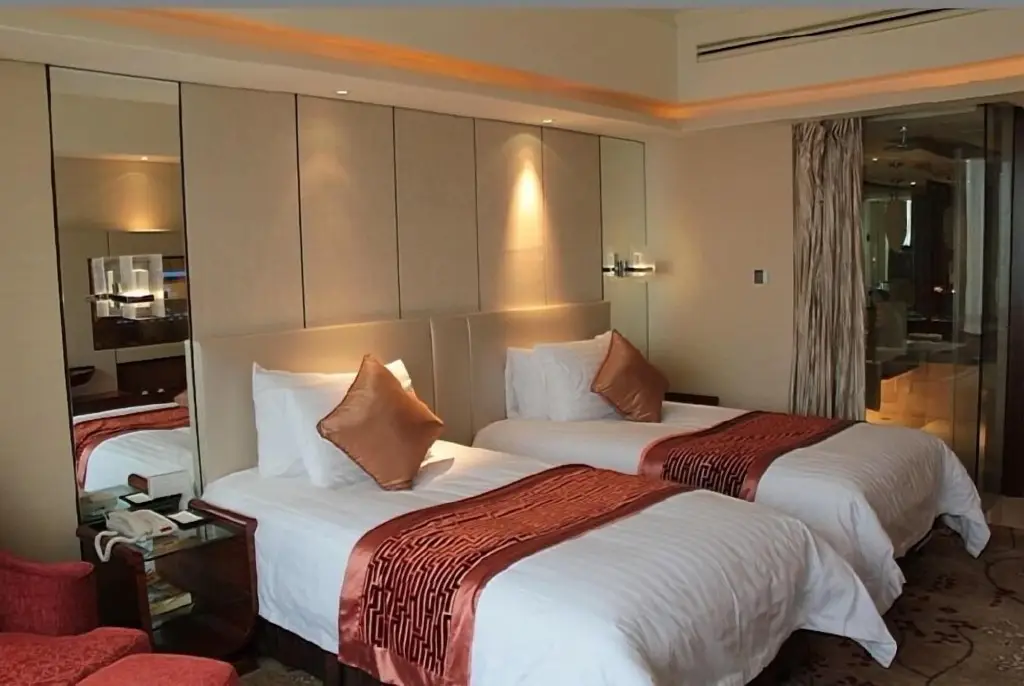 Ханчжоу: New Century Grand Hotel Tonglu Hangzhou China