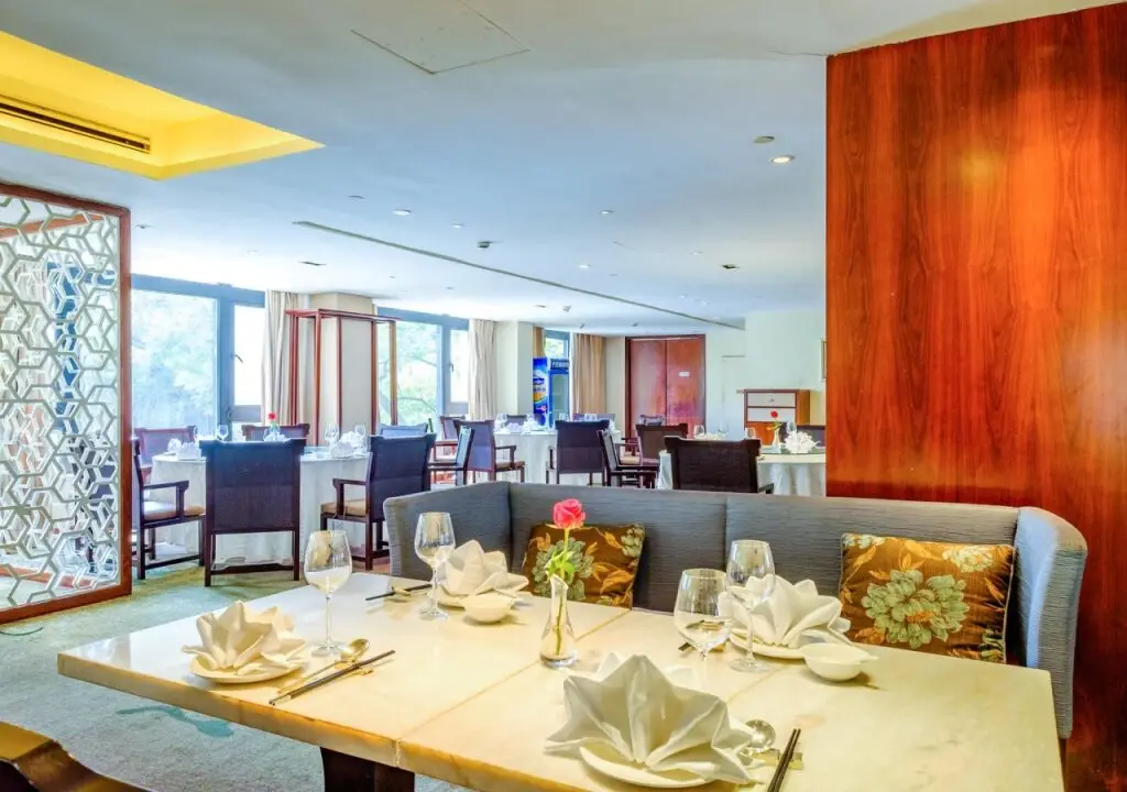 Ханчжоу: New Century Grand Hotel Tonglu Hangzhou China