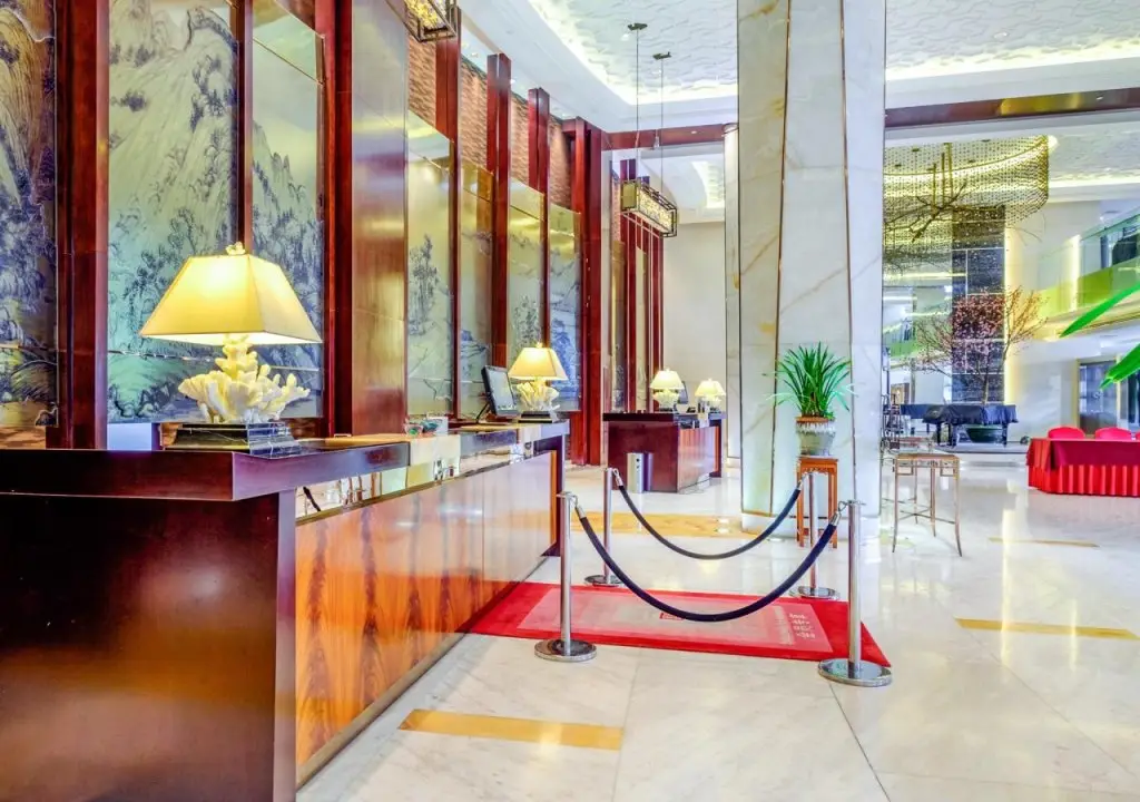 Ханчжоу: New Century Grand Hotel Tonglu Hangzhou China