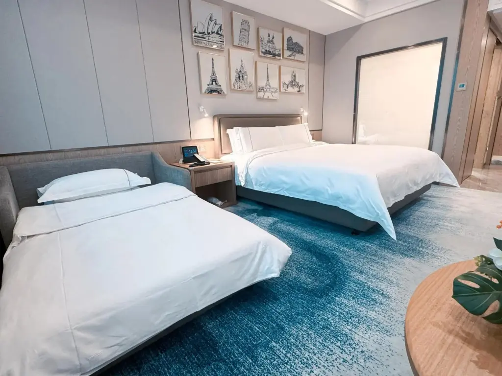 Гуанчжоу: China Mayors Plaza Hotel