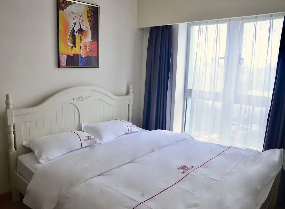 Шэньчжэнь: She & He Apartment Shenzhen Window of the World Branch