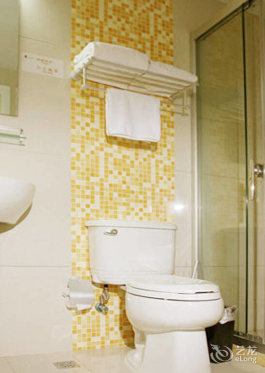 Шанхай: Star Hotel and Suites