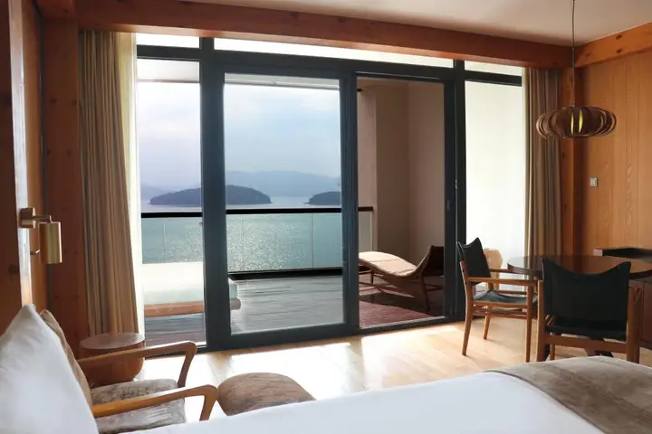 Ханчжоу: InterContinental One Thousand Island Lake Resort by IHG