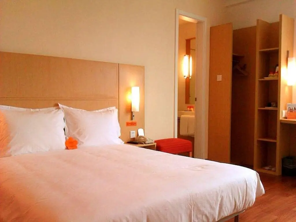 Шанхай: Ibis Shanghai Xujiahui