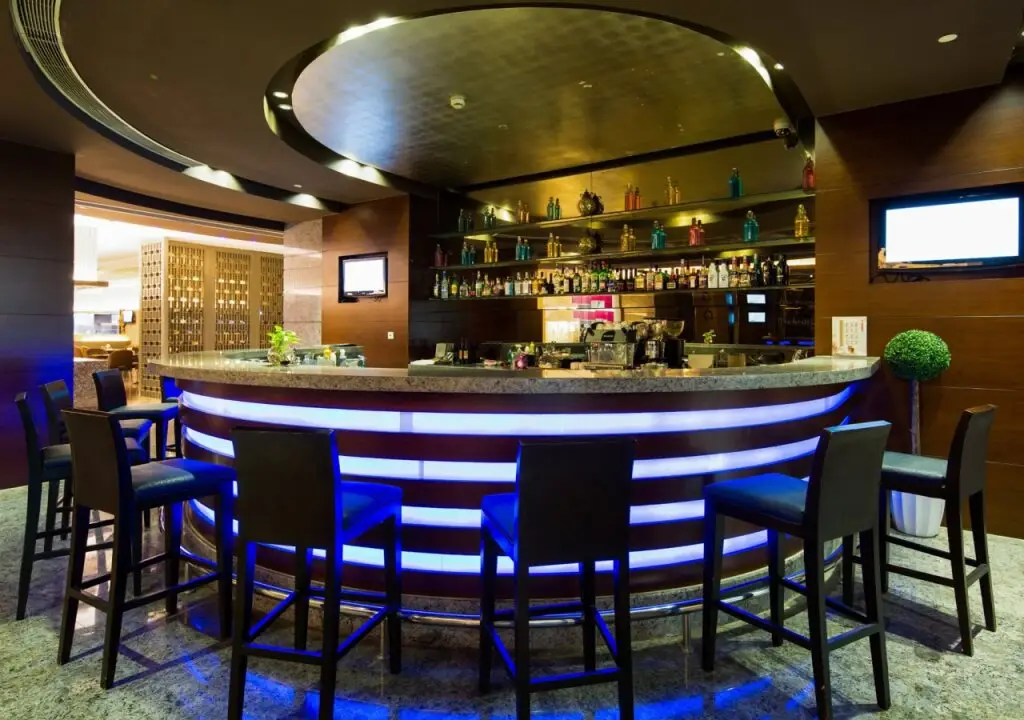 Шанхай: The Qube Hotel