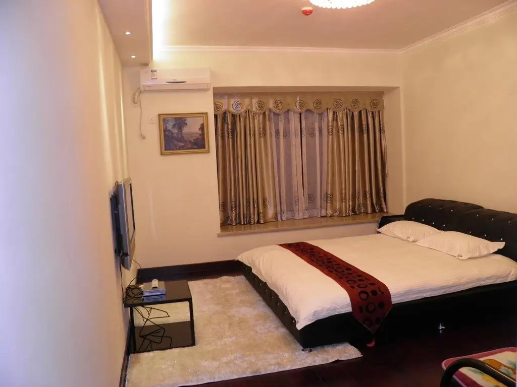 Гуанчжоу: Shengang Poly Central International Apartment
