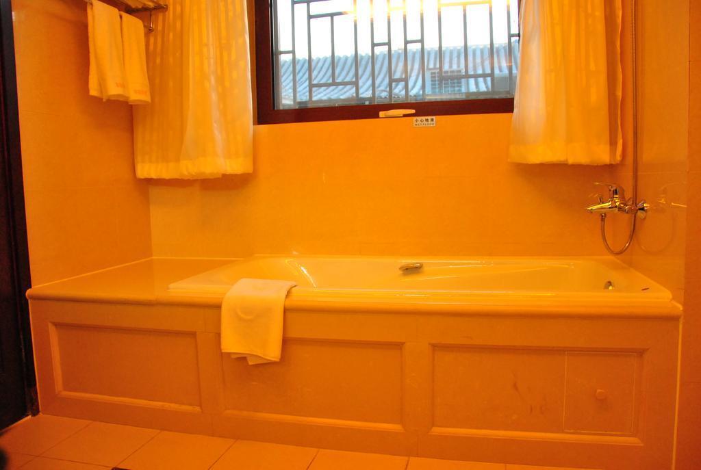 Пекин: Ron Yard Hotel