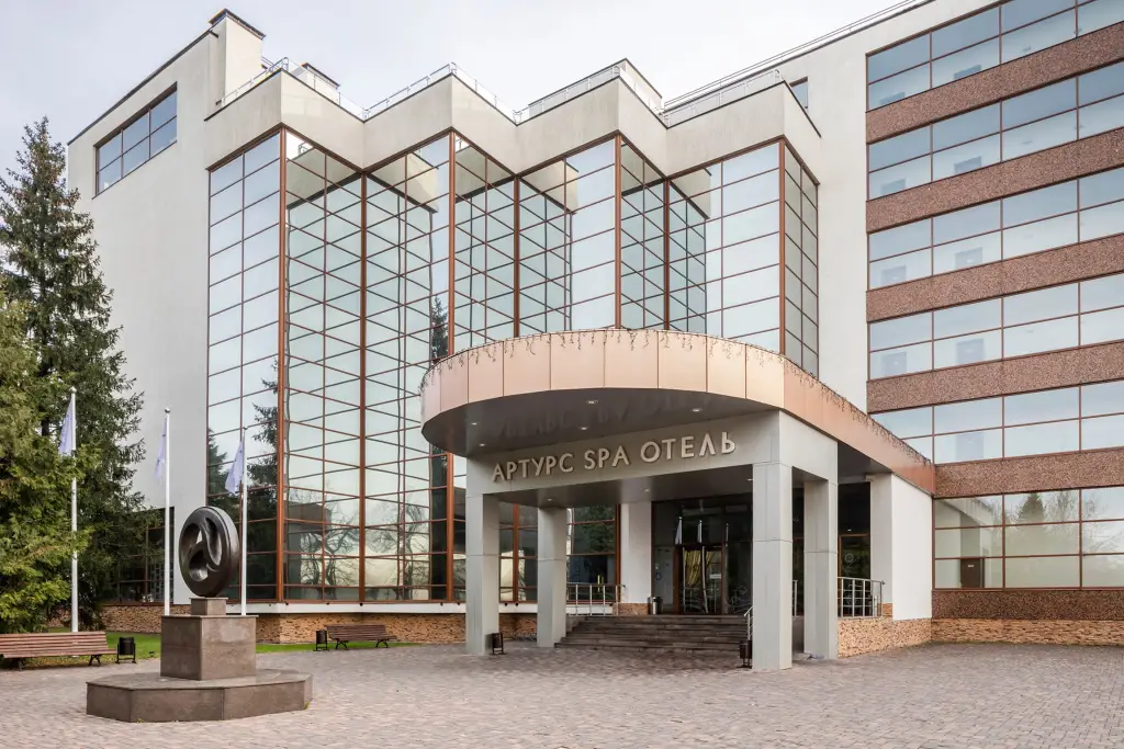 Ларёво: Отель Артурс СПА Отель by Mercure
