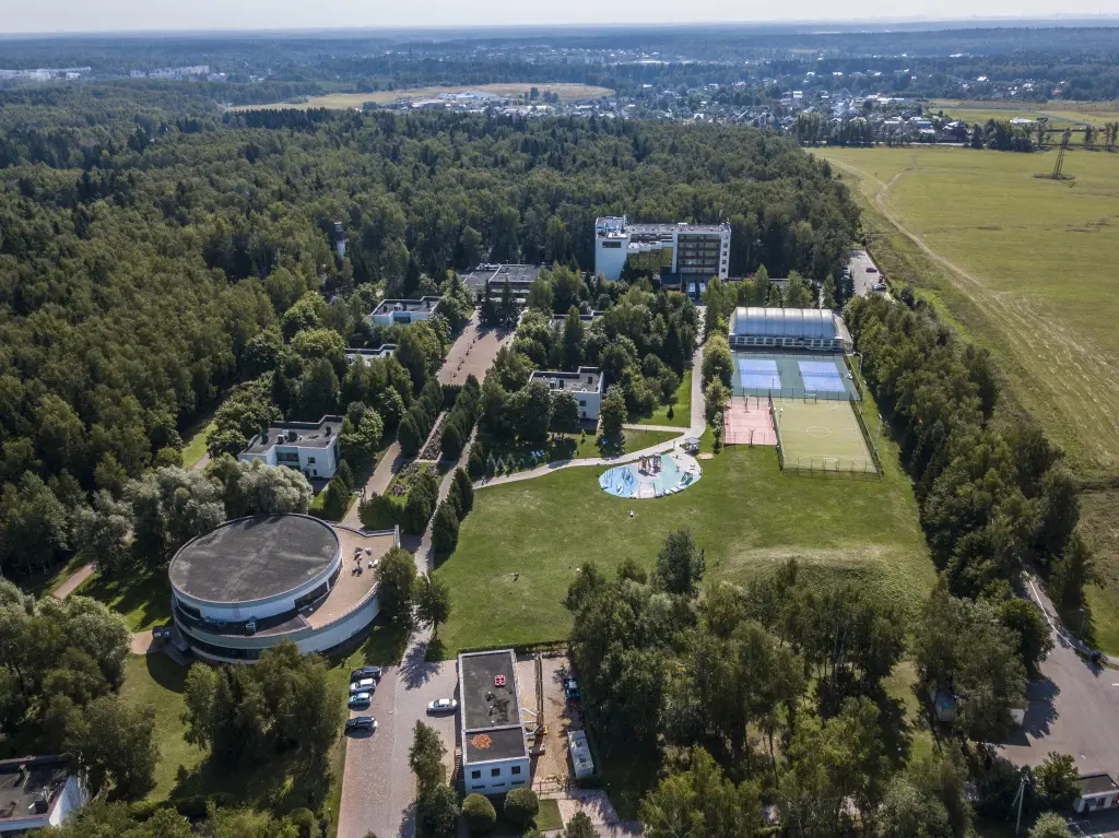 Ларёво: Отель Артурс СПА Отель by Mercure