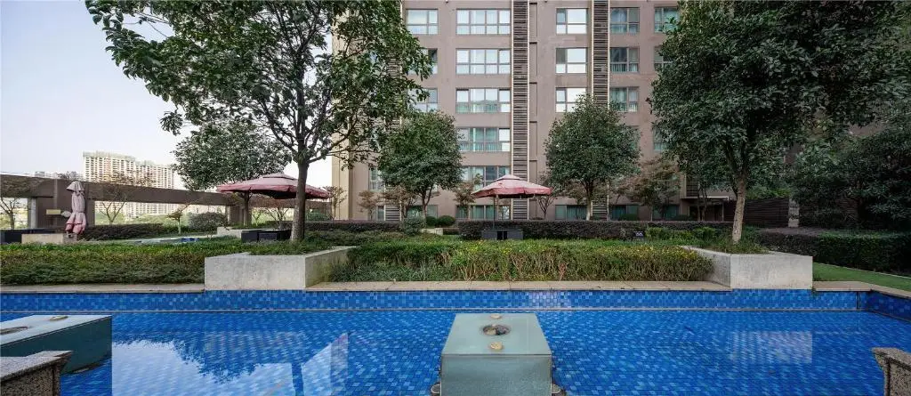 Чэнду: Cresasia Residence