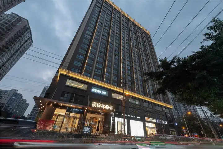 Чэнду: Cresasia Residence