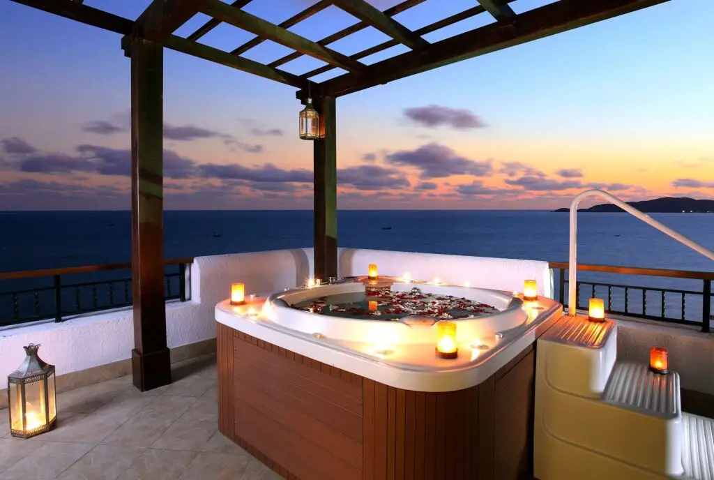 Санья: Aegean Conifer Suites Resort Sanya