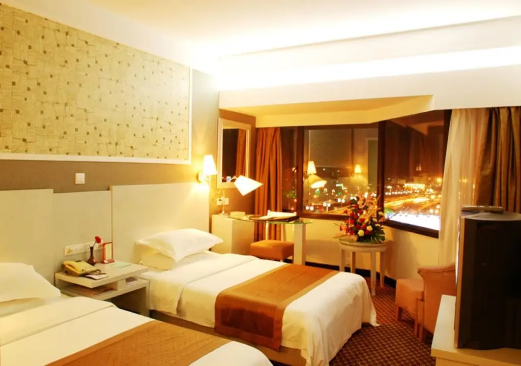 Гуйлинь: Hotel Universal Guilin
