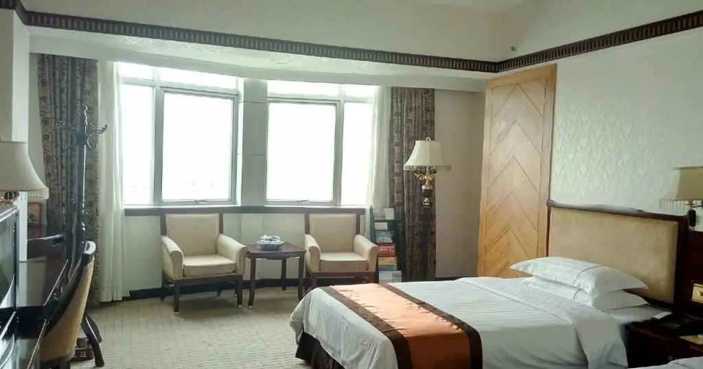 Гуанчжоу: He Xing Hotel 