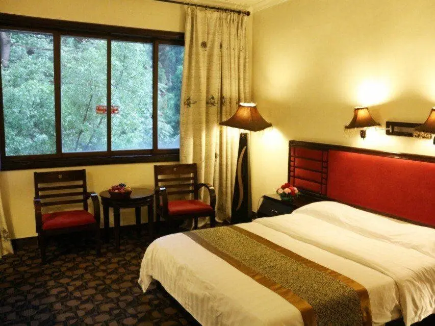 Yangshuo Tangrenjie Hotel — фото 1