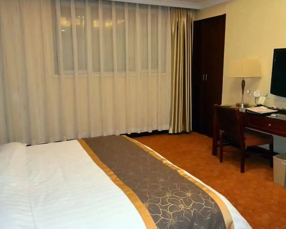Харбин: Post Hotel, Harbin