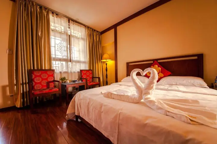 Дали: Yinfeng Hotel