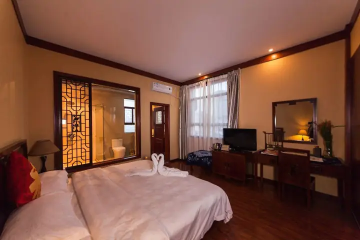 Дали: Yinfeng Hotel