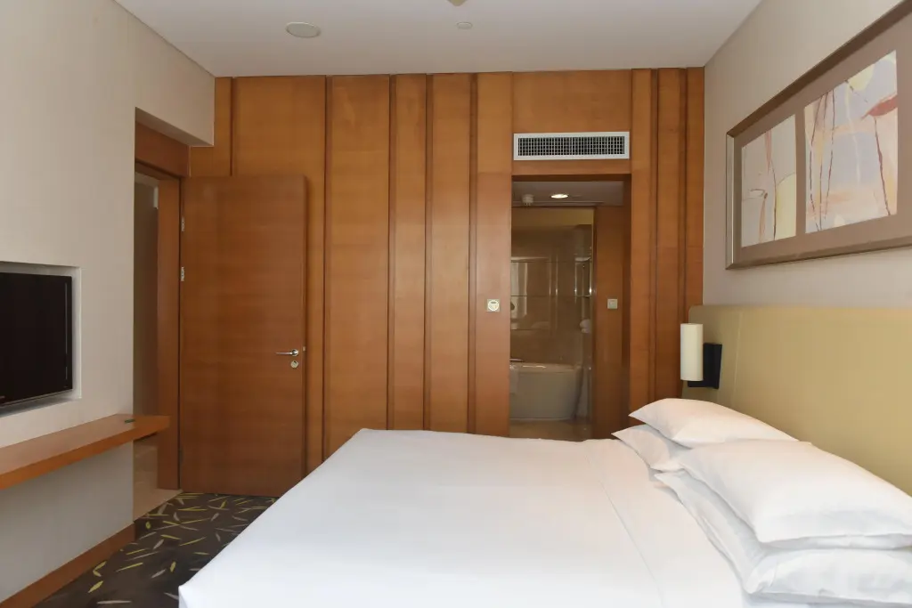 Чжуншань: Crowne Plaza Zhongshan Wing on City by IHG