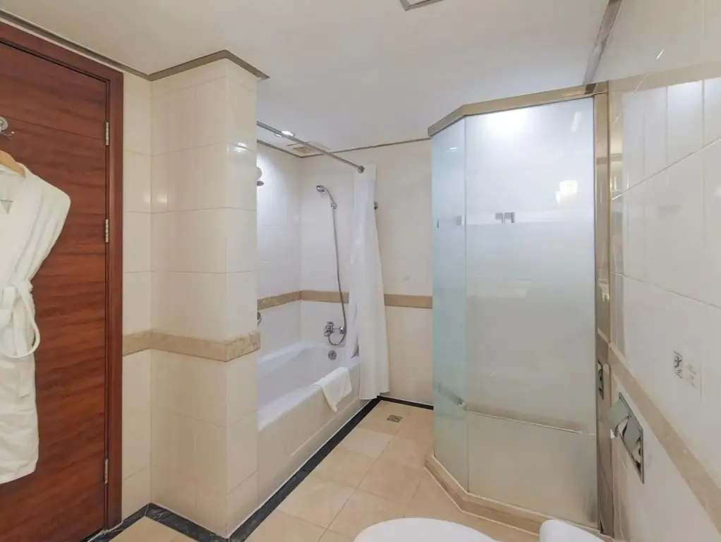 Шэньчжэнь: Holiday Inn Shenzhen Donghua by IHG