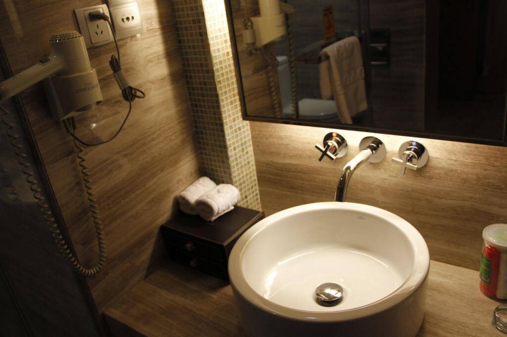Пекин: C-Kong International Hotel
